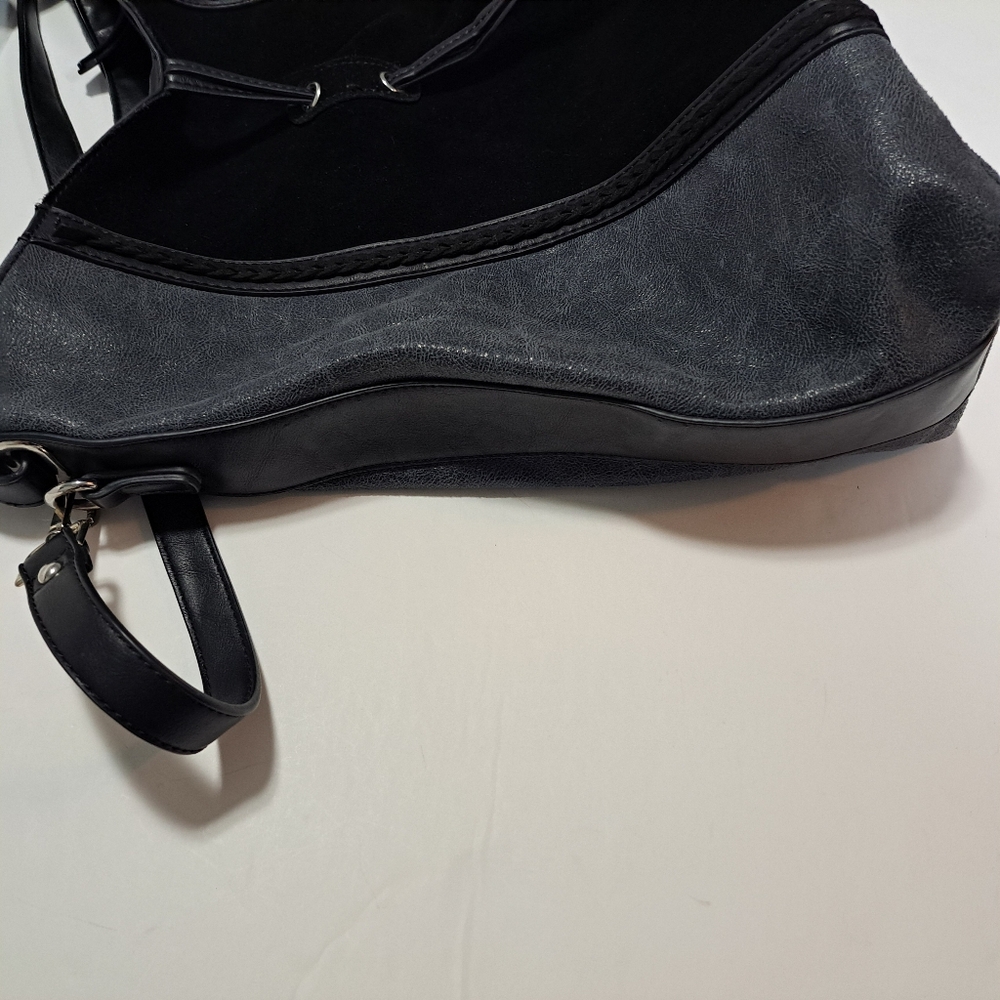 Moda Luxe Black Back - Picture 11 of 14